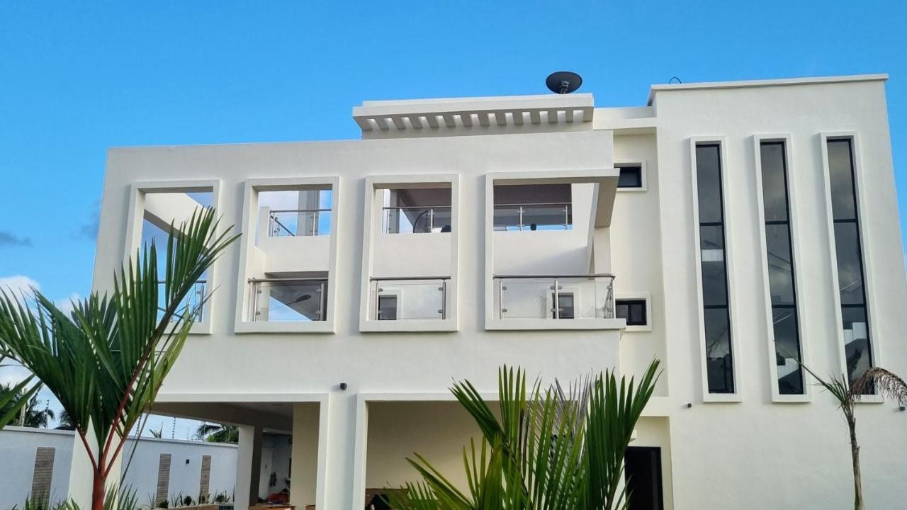Villa Bolati, Avec Piscine, Jacuzzi, Jardin Et Vue Bonoua ภายนอก รูปภาพ