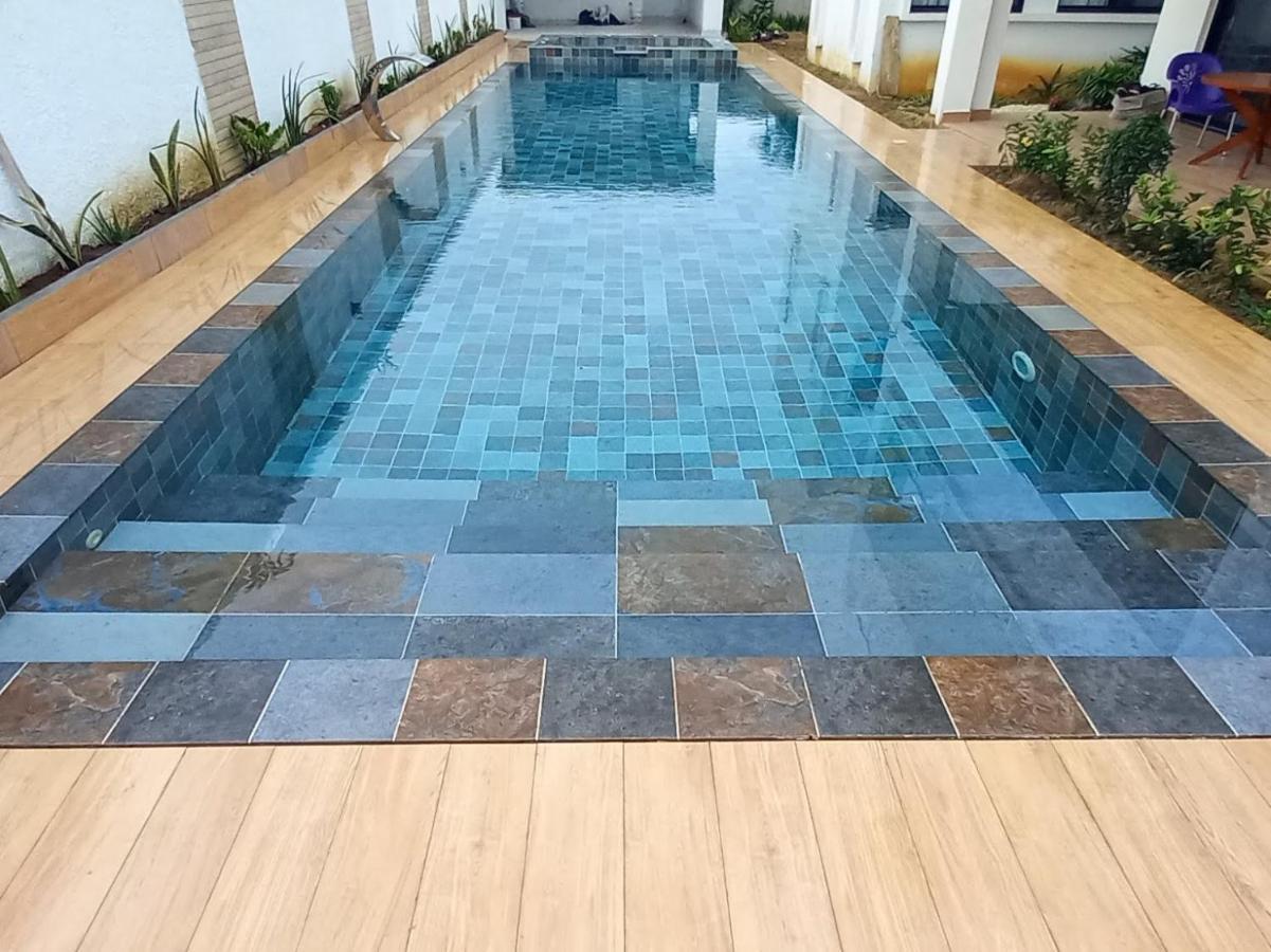 Villa Bolati, Avec Piscine, Jacuzzi, Jardin Et Vue Bonoua ภายนอก รูปภาพ